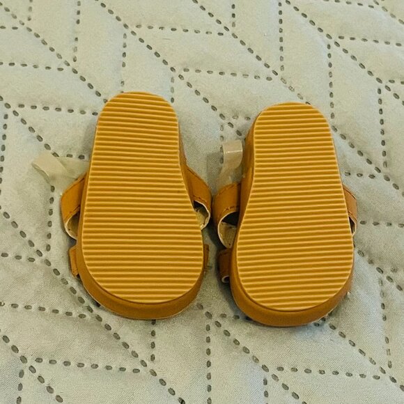 American Girl Doll Julie's 1970's Retired Classic Outfit with Accessories - Picture 9 of 10